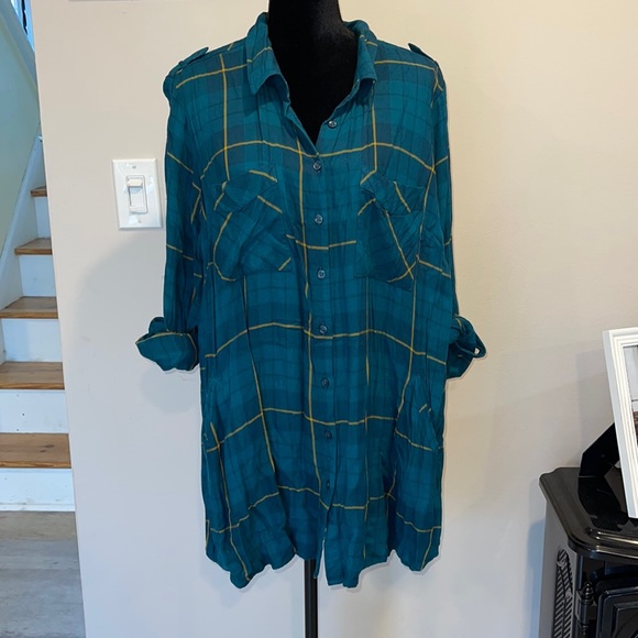 Terra & Sky Plaid Button Down Shirt - Picture 1 of 9
